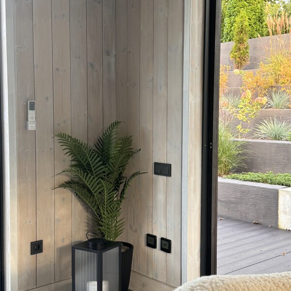 Termokoksnes priede | F-3 | Ivory/F