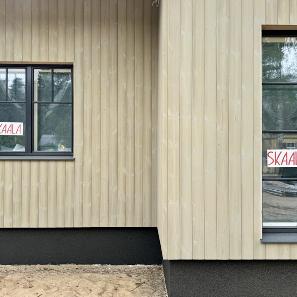 Termokoksnes priede | F-1 | 19x140 | Birstēts 4x | IVORY/F
